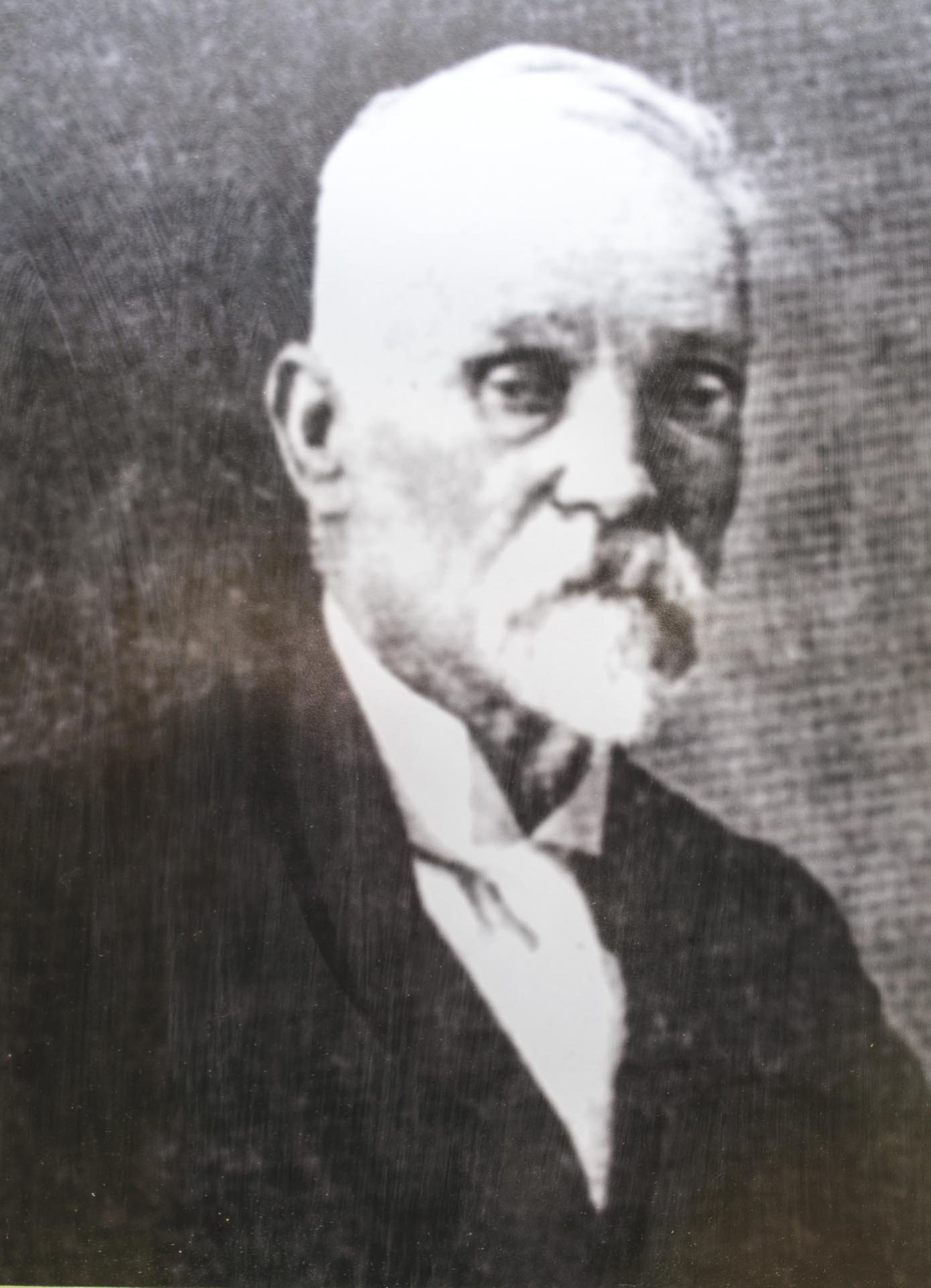 William D.T. MacDonald y Janet